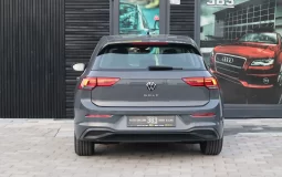 Golf 8