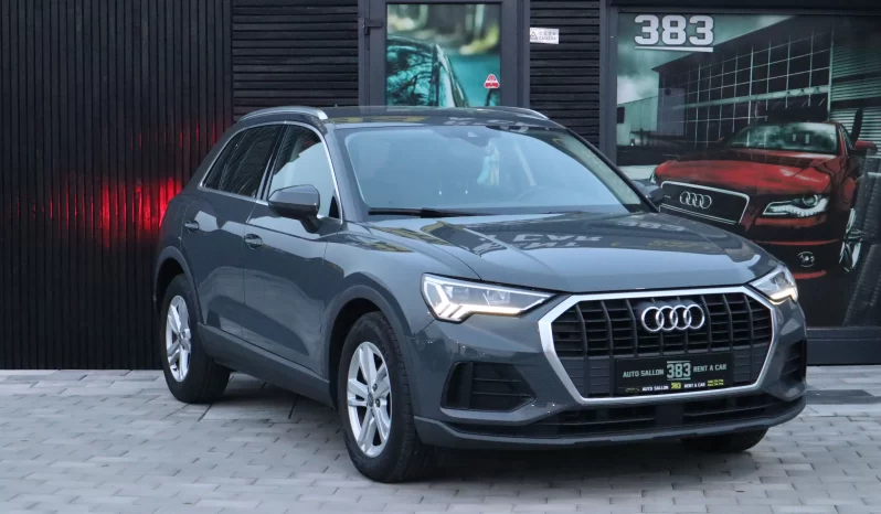 
								Audi Q3 full									