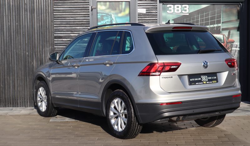 
								TIGUAN full									