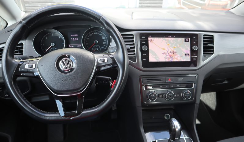 
								Golf Sportsvan full									