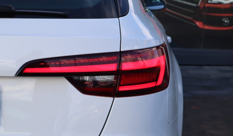
								AUDI A4 full									