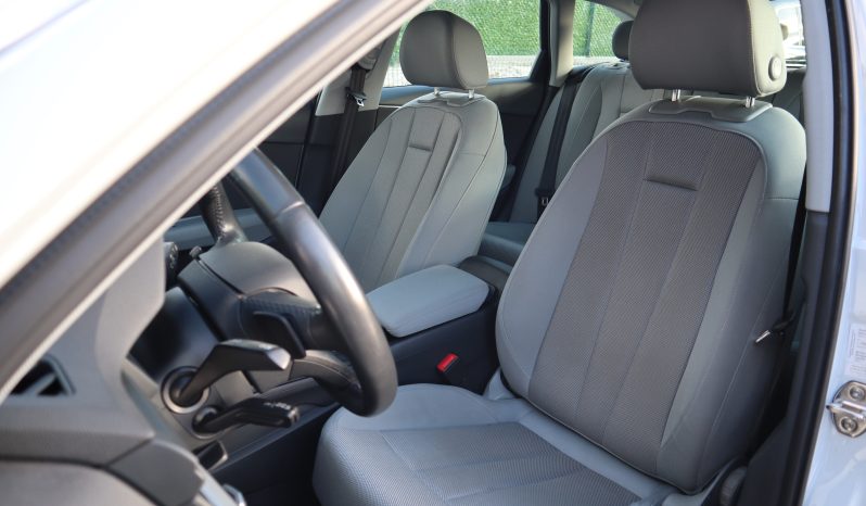 
								AUDI A4 full									
