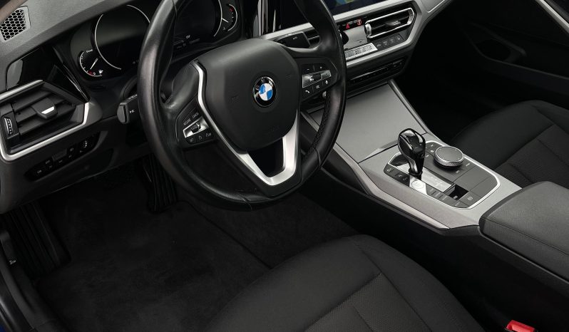 
								BMW 320 full									