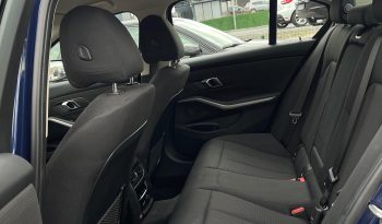 
										BMW 320 full									